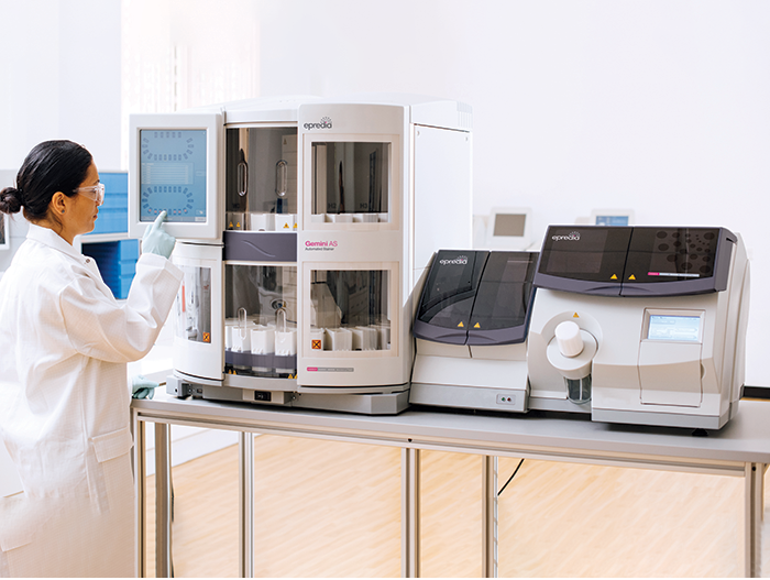 Комбінована система фарбування та покривання зрізів Epredia - Gemini™ та ClearVue™ - Image 2